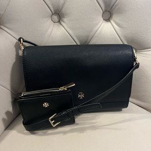 Good condition Tory Burch Saffiano Leather Crossbody and Wallet, Black